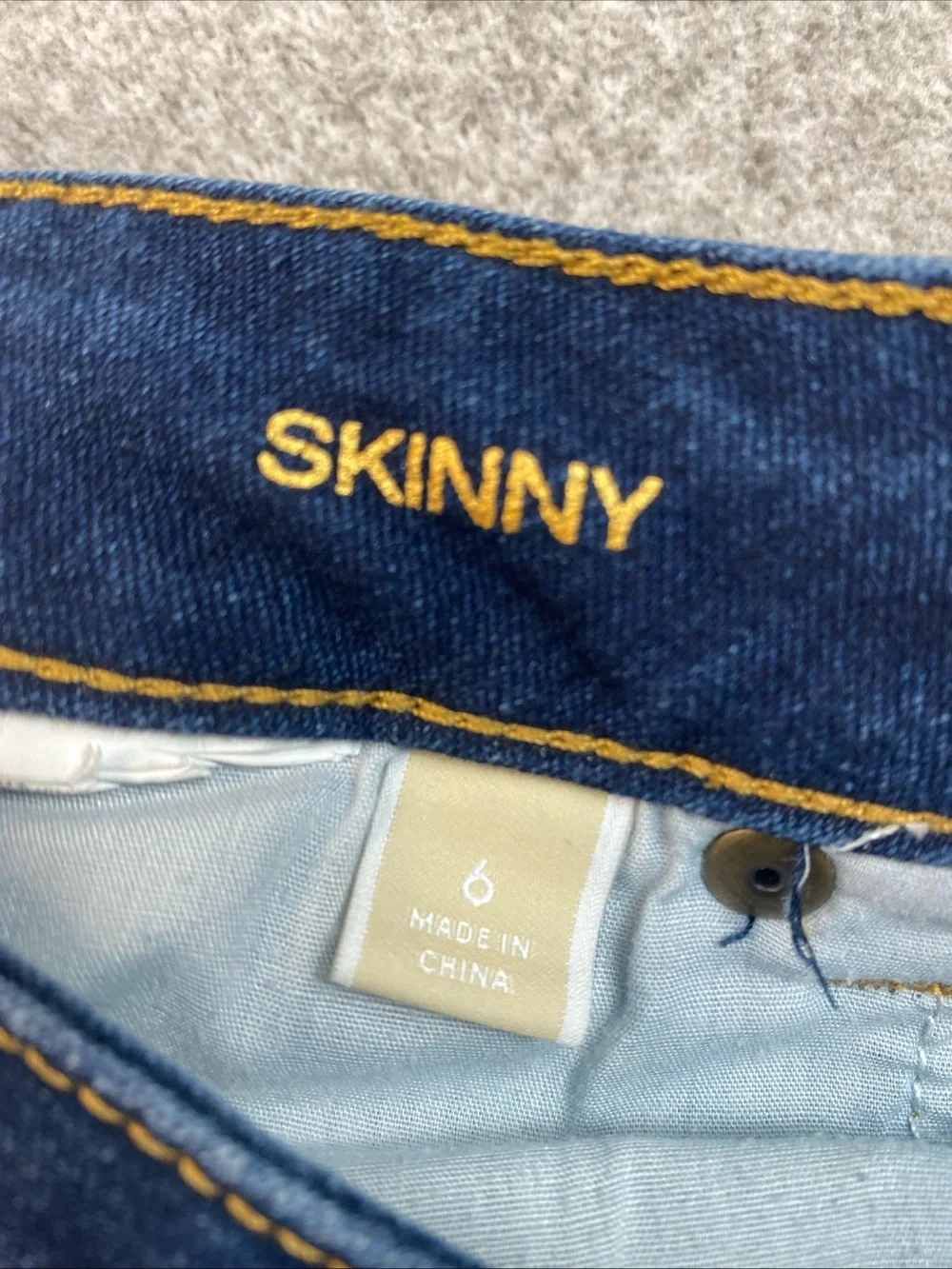 Michael Kors Women's Skinny Jeans  Size 6 Dark Wash Stretchy Basics